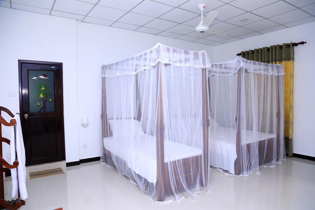V Cabanas & Yala Safari Place Tissamaharama Eksteriør bilde